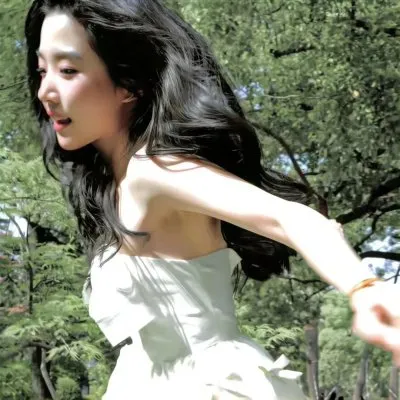 治愈系纯爱神作《四月物语》岩井俊二经典：东京的樱花雨中，暗恋是一个人的兵荒马乱
