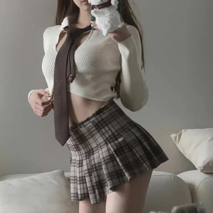 【独居女性噩梦】《门锁》孔晓振主演未删减版：床下有人！独居女孩每天遭遇的致命偷窥